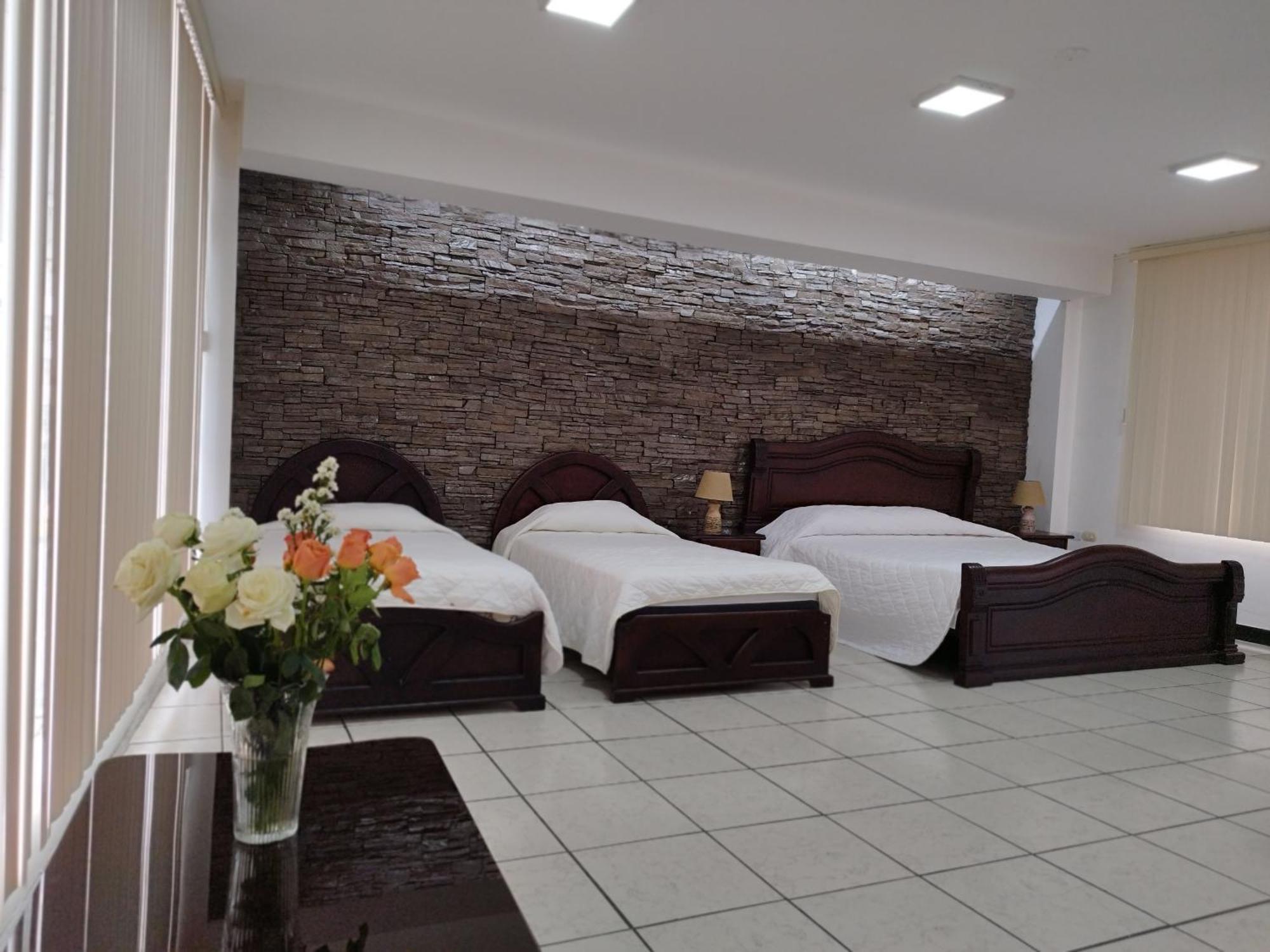 Hotel Puerta Del Sol Santo Domingo de los Colorados Εξωτερικό φωτογραφία