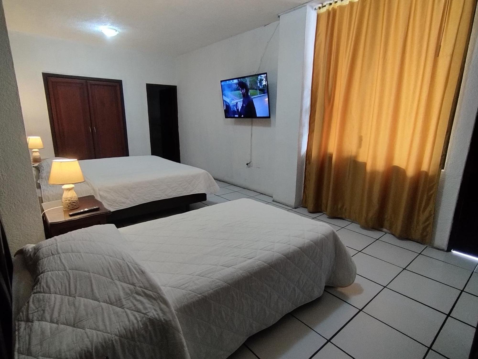 Hotel Puerta Del Sol Santo Domingo de los Colorados Εξωτερικό φωτογραφία